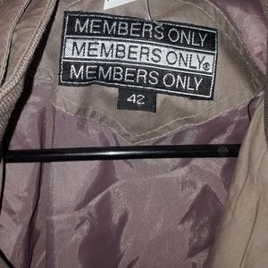 *SOLD*Members Only Mens XL Racer Jacket Cocoa Full